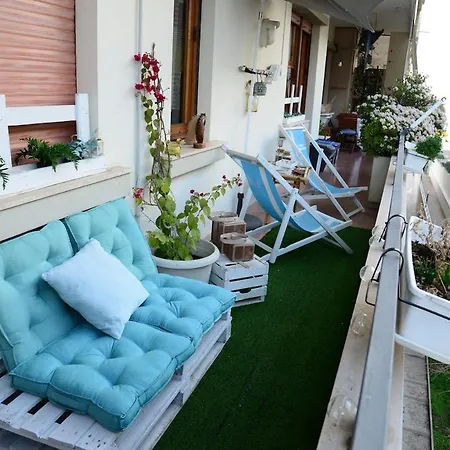 Lungomare Retreat Apartment